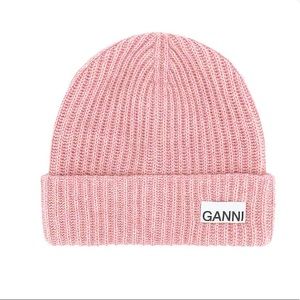 Ganni beanie brand new/ no offers